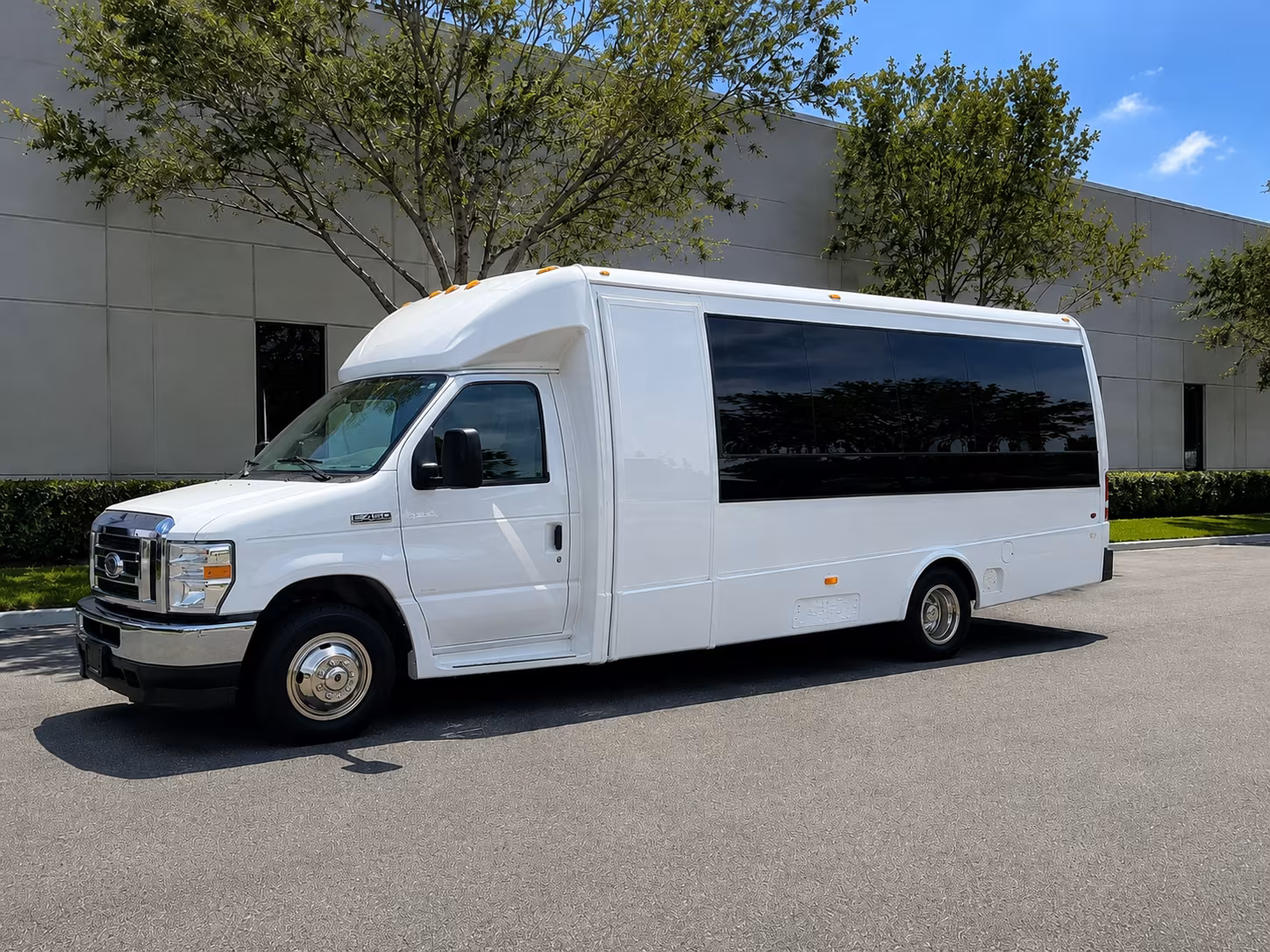 how the day of the week changes what a bus costs in lynwood california