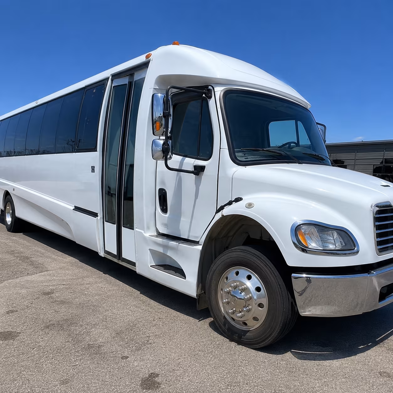 paramount keep paramount airport transportation simple