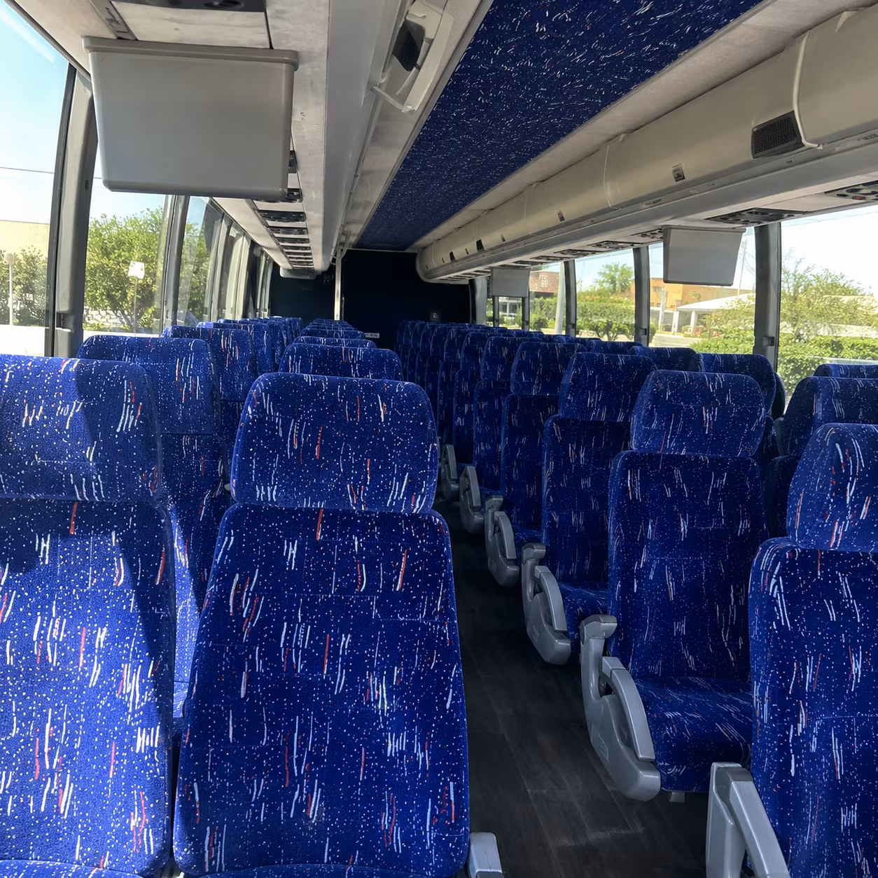 paramount winery charter buses for paramount wine tasting groups