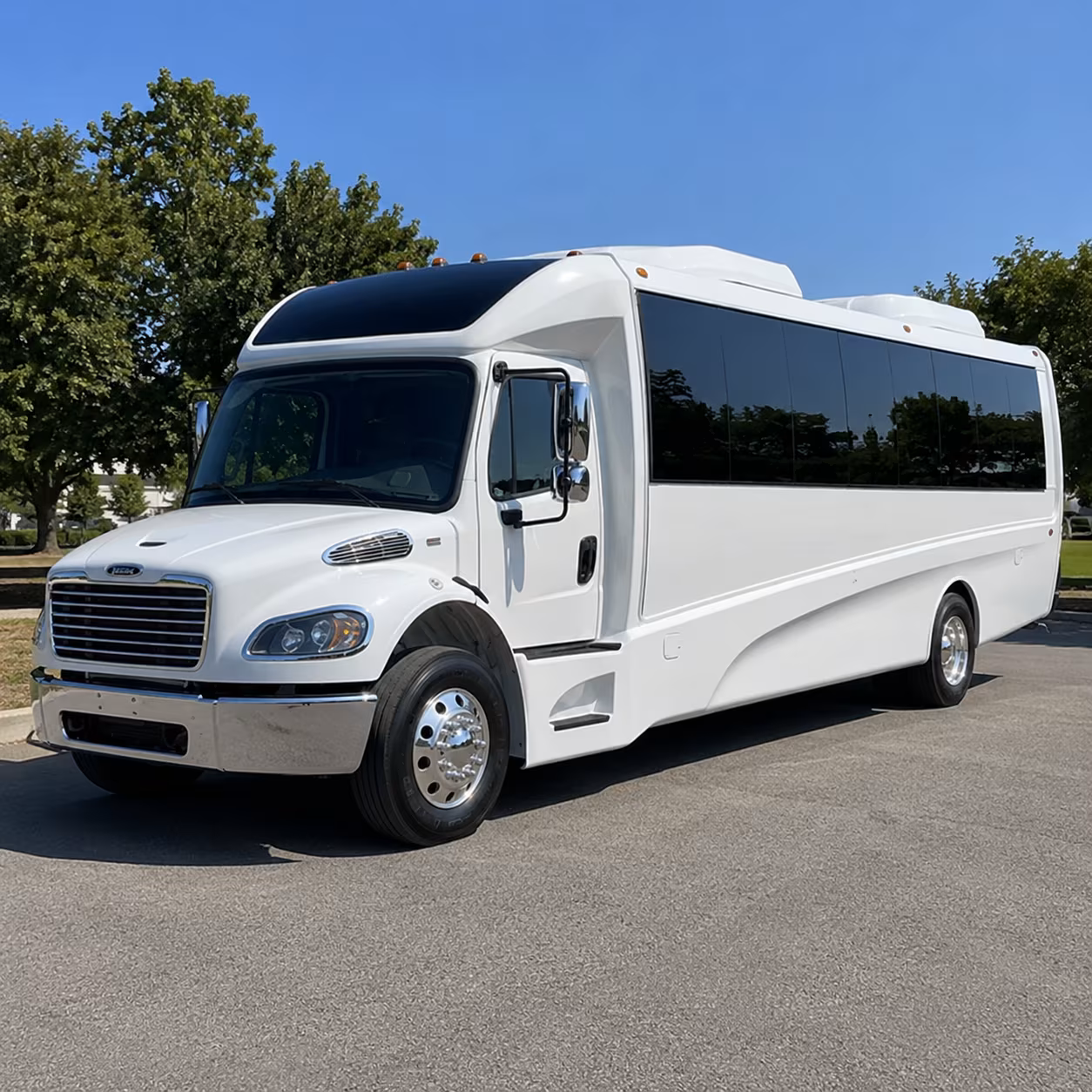 quinceanera wedding and celebration transportation in lynwood
