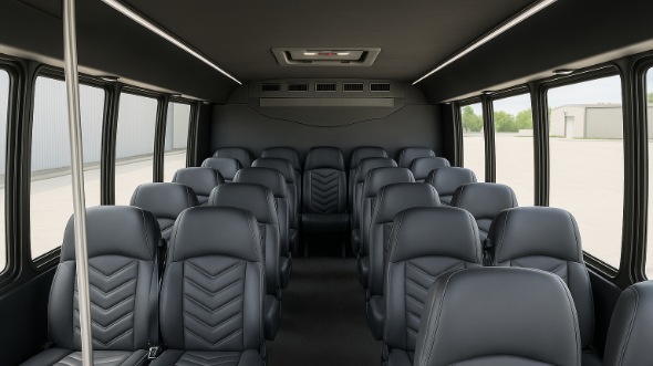 lynwood 30 passenger minibus rental